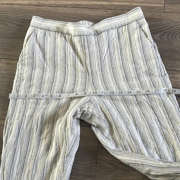 Banana Republic Gray Chinos Lightweight Drawstring cropped - Picture 12 of 12